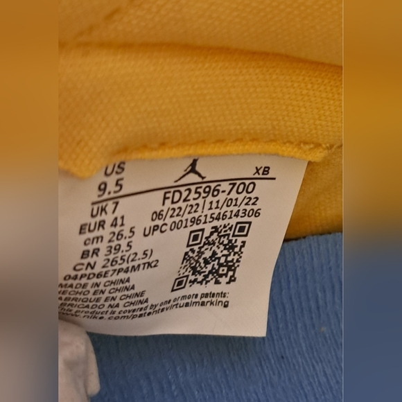 Nike WMNS AirJordan 1 High OG Game Royal and Varsity Maize New Size 9.5 - Picture 5 of 14